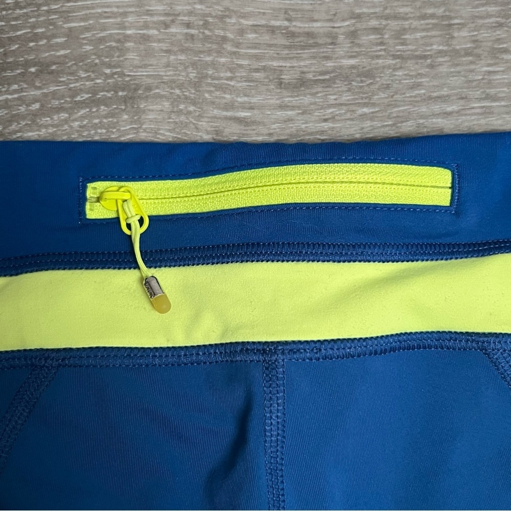 Lululemon Crop Leggings Size 6 - Picture 6 of 12